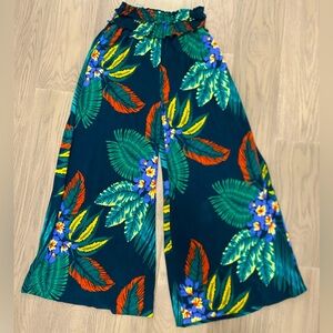 Patrons of Peace Wide Leg Straight Leg Flowy Vacation Tropical Pants Size Medium
